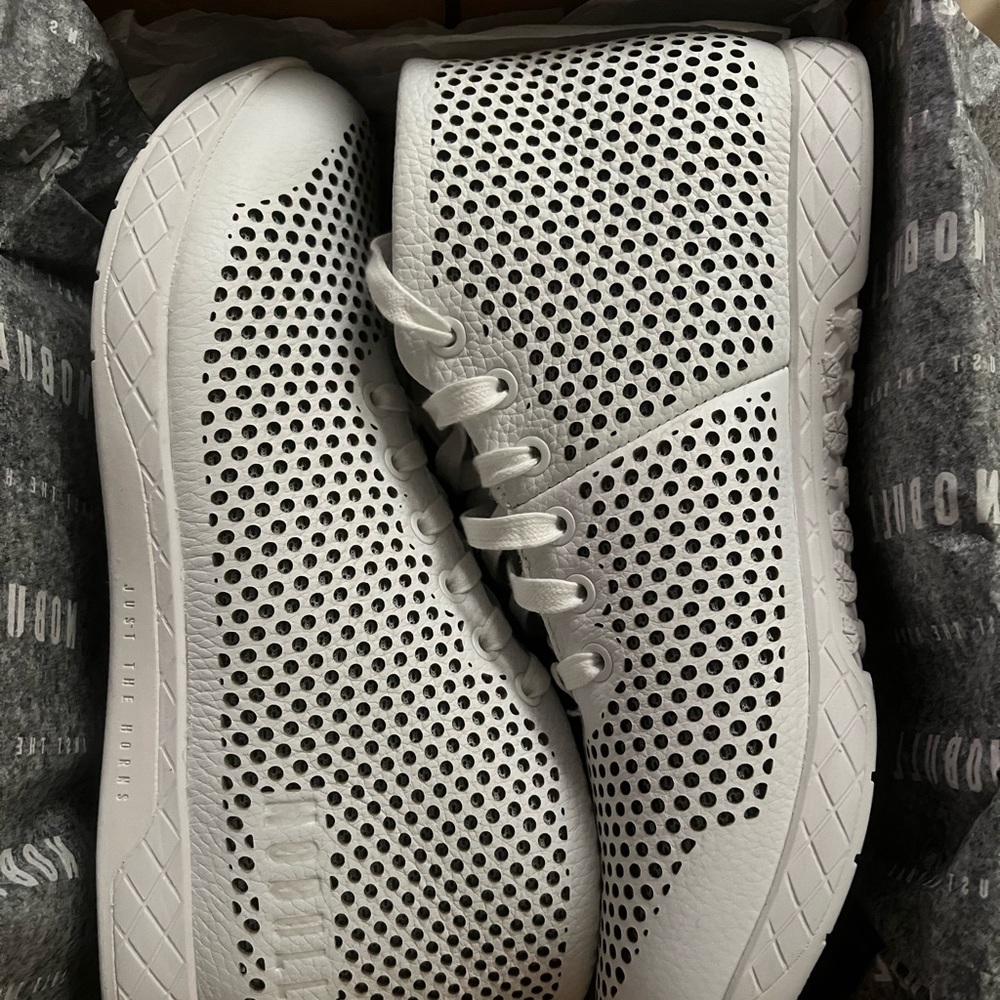 Nobull mid leather trainer